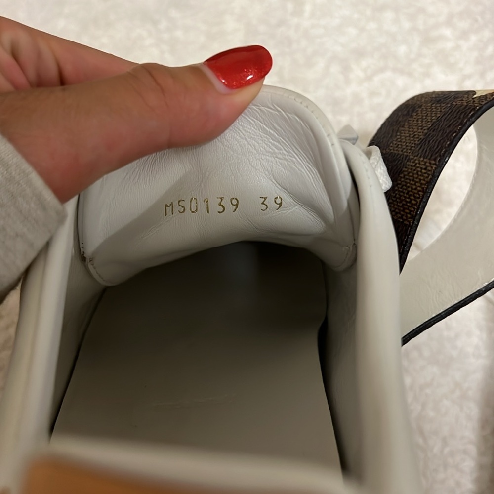 Louis Vuitton sneakers - Picture 7 of 8